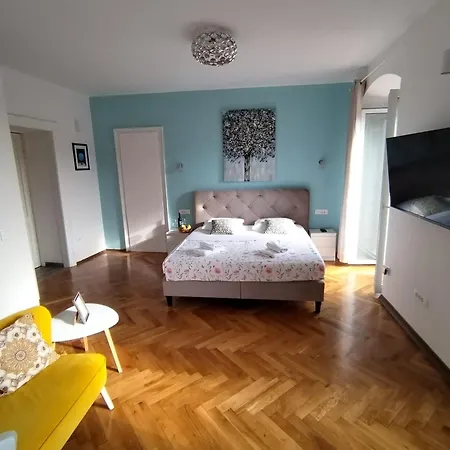 Sunny Terrace Appartement *